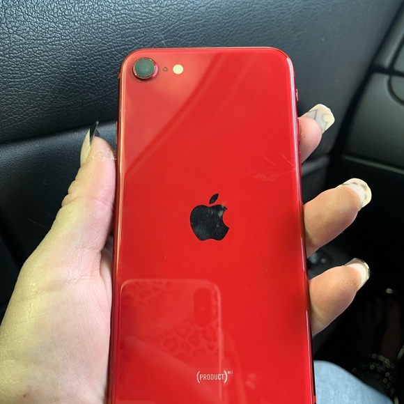 iPhone SE - Picture 5 of 8